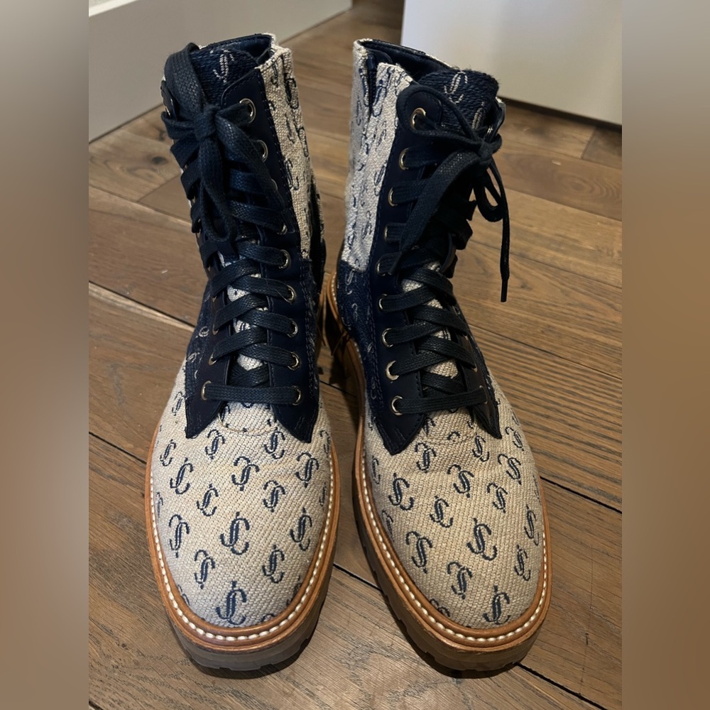 Jimmy Choo signature logo boots 39